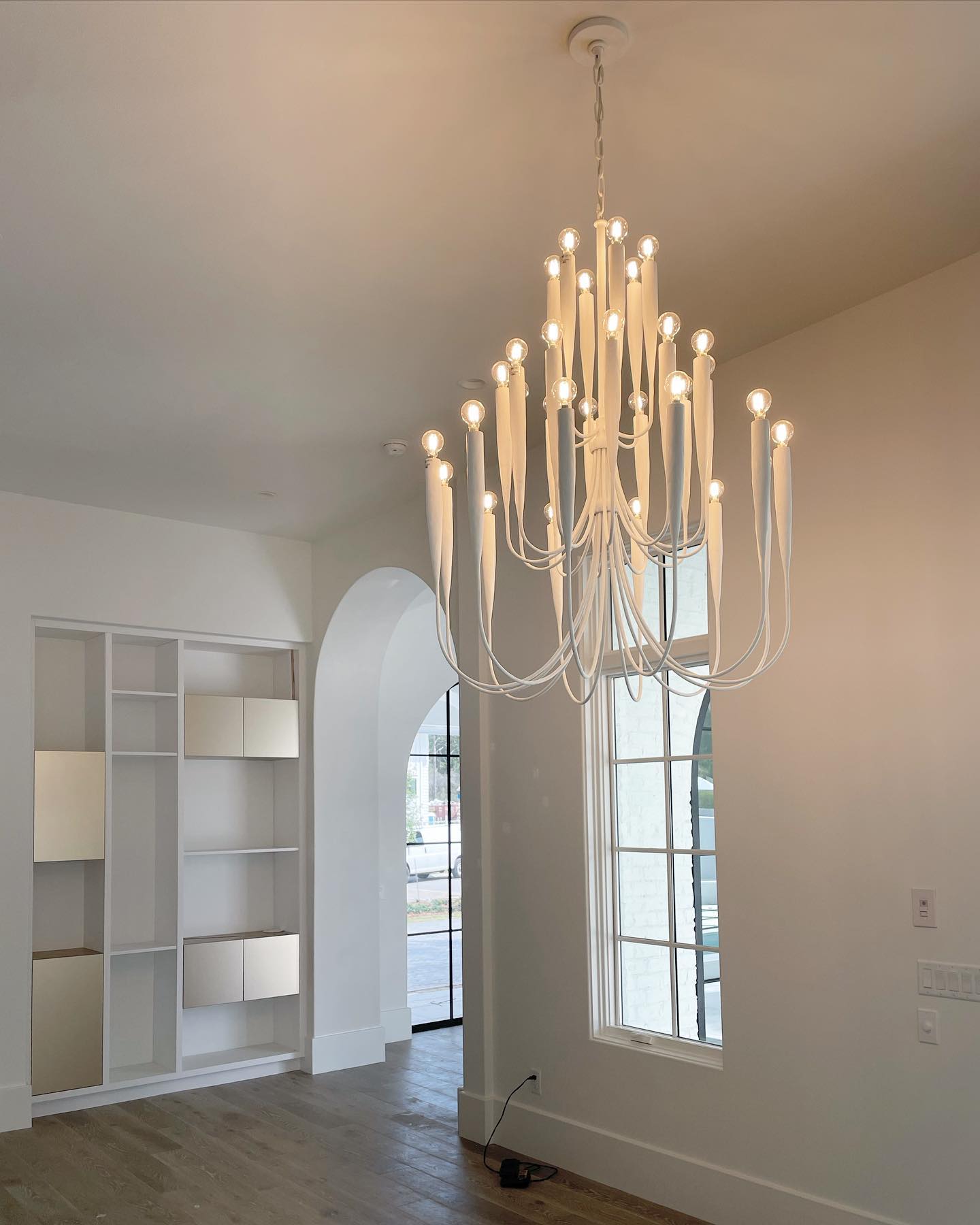 Acadia Chandelier Large