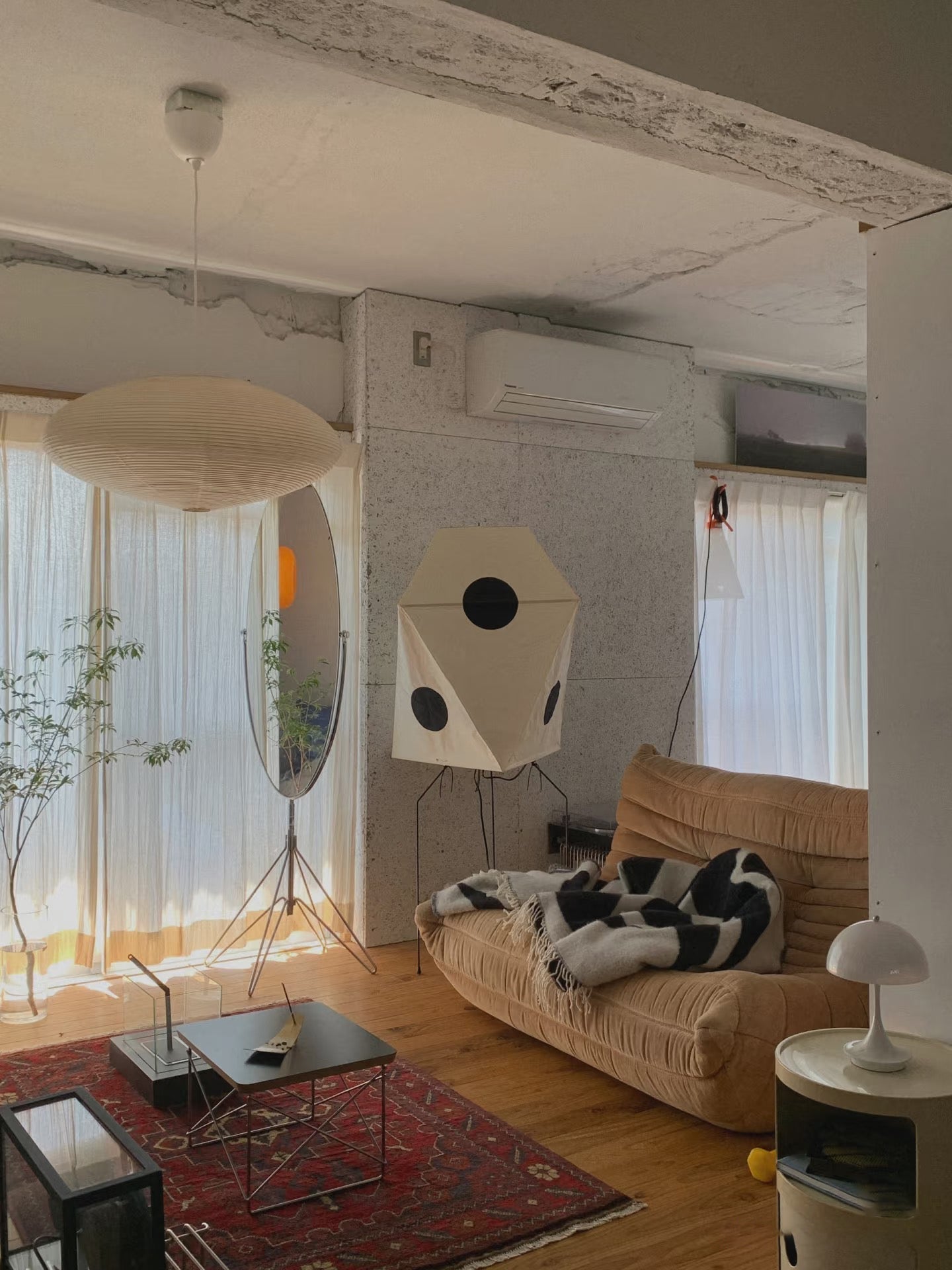 Akari UF3-Q Floor Lamp