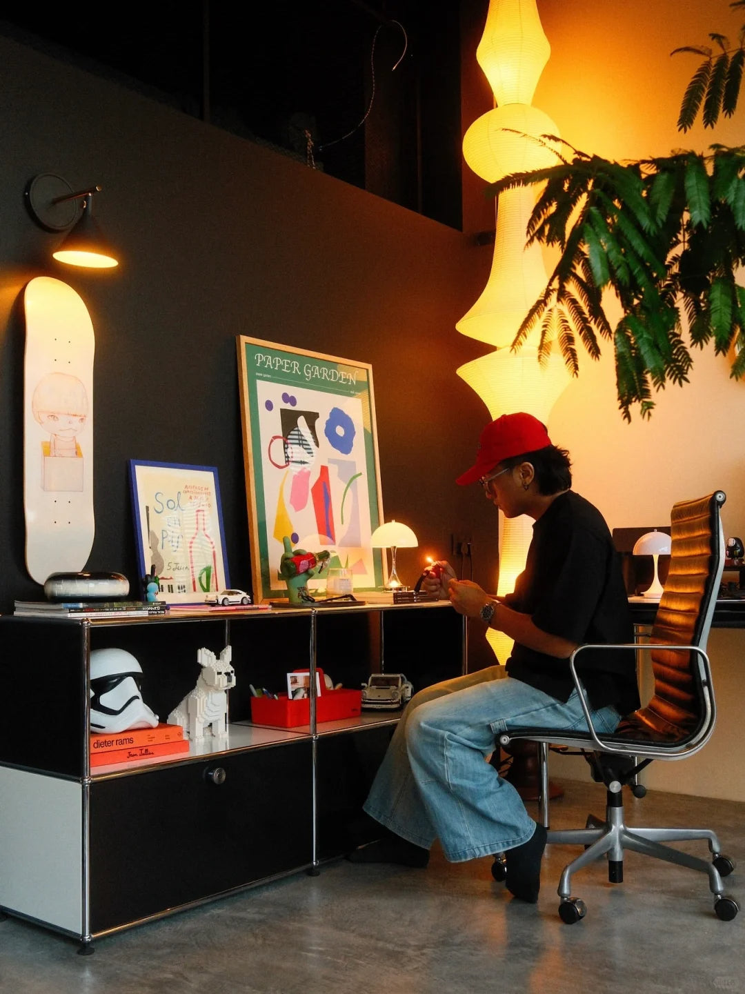 Akari E Pendant Lighting