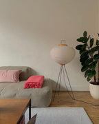 Akari 10A Floor Lamp