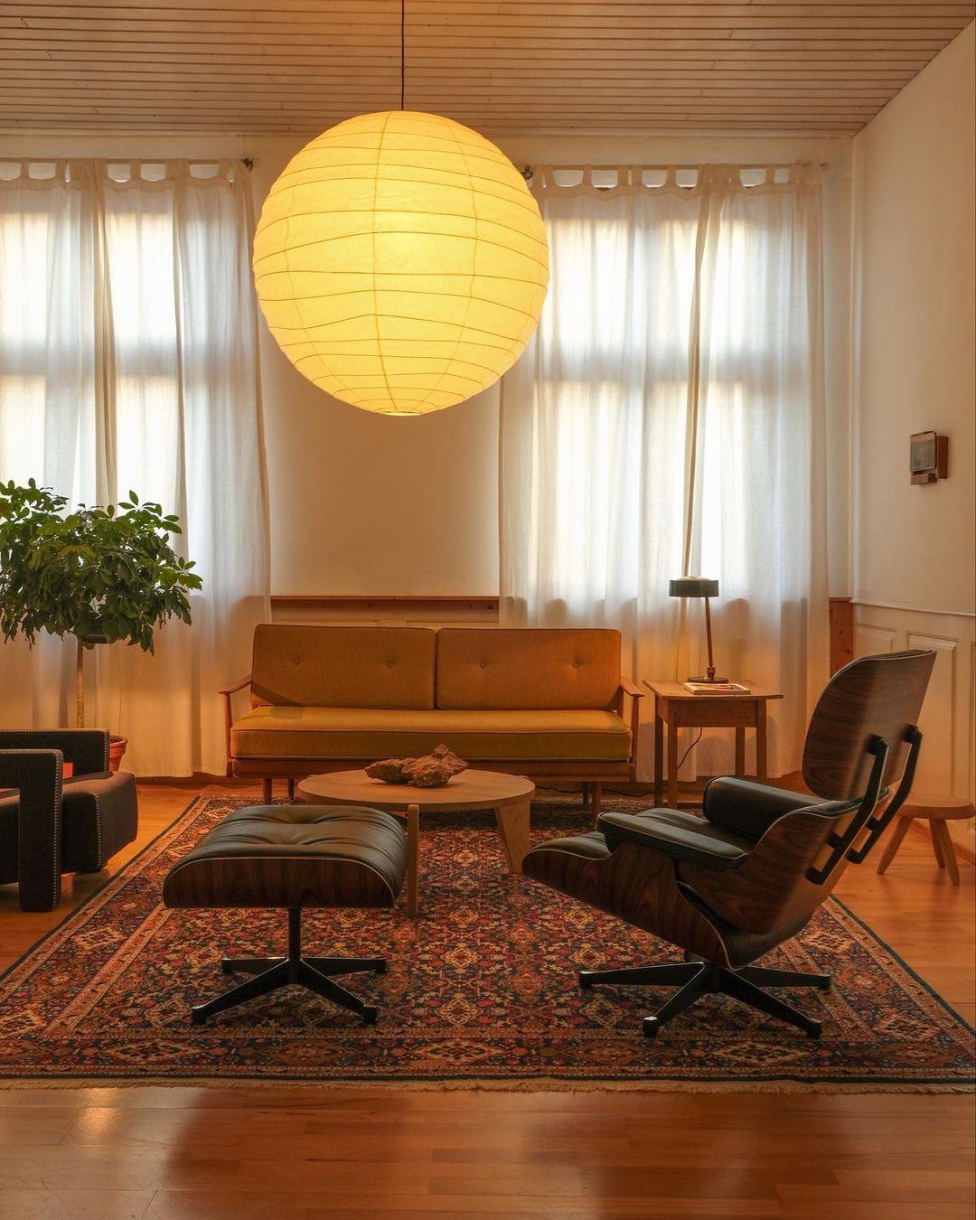 Akari D Pendant Lighting