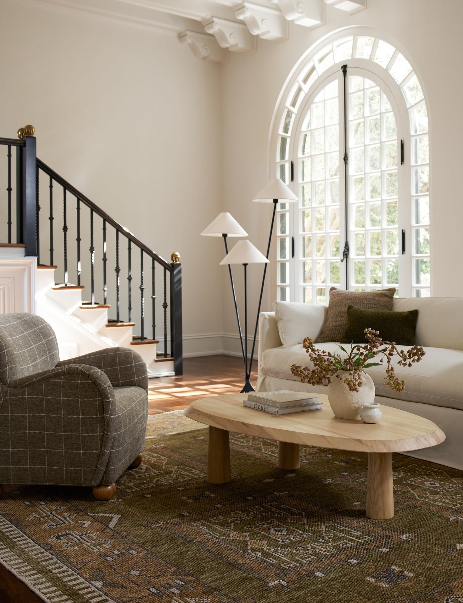 Ayana Floor Lamp