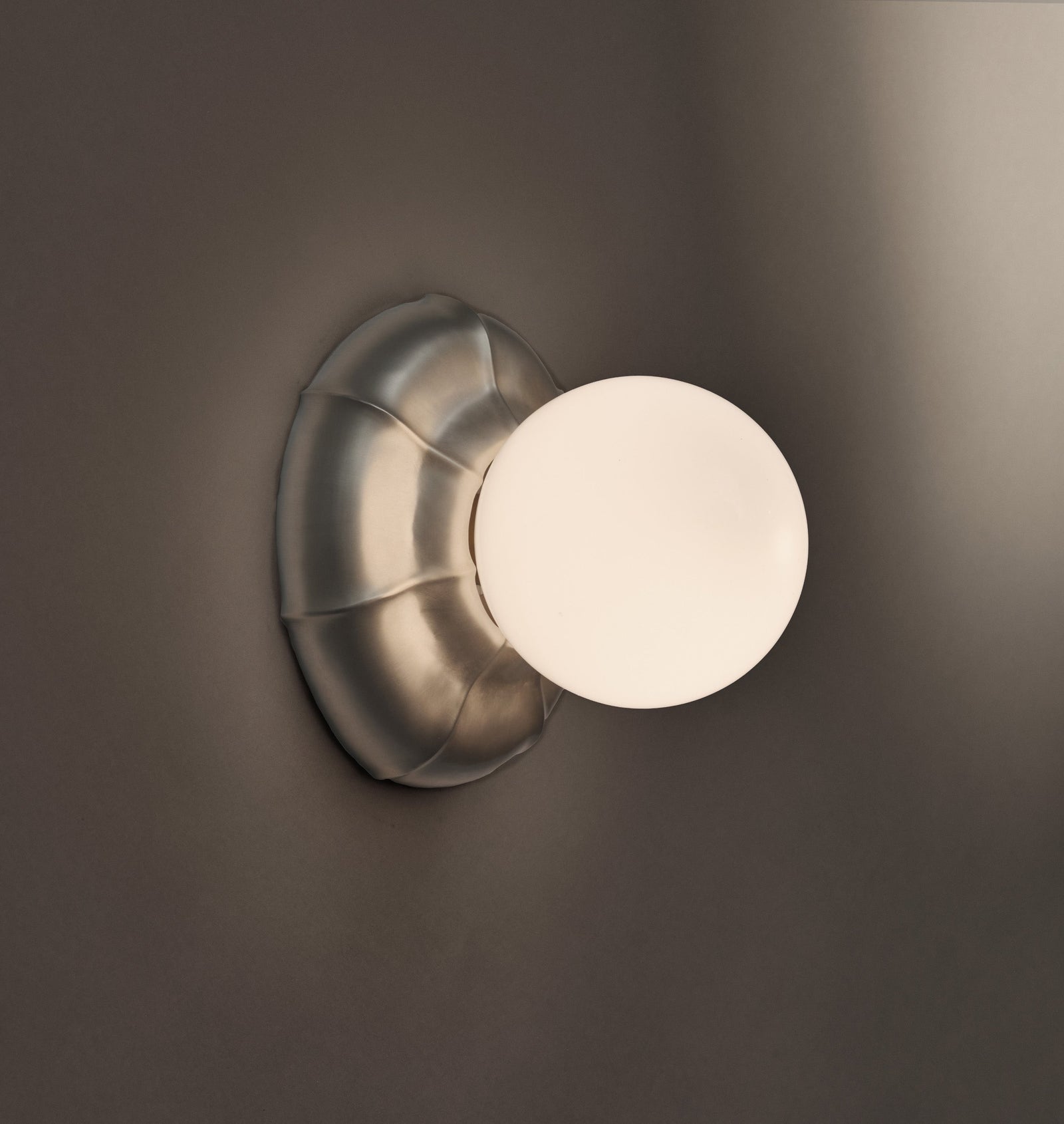 Epoch Sconce