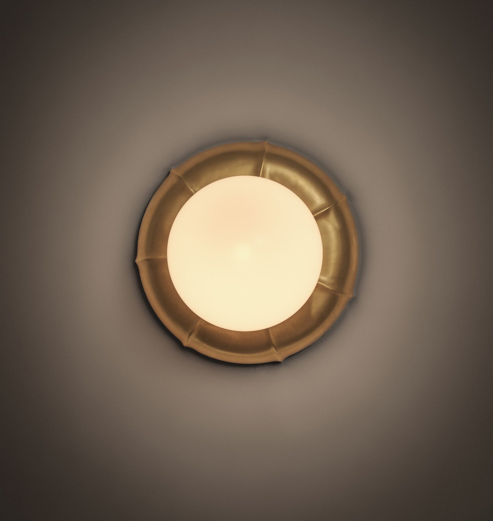 Epoch Sconce