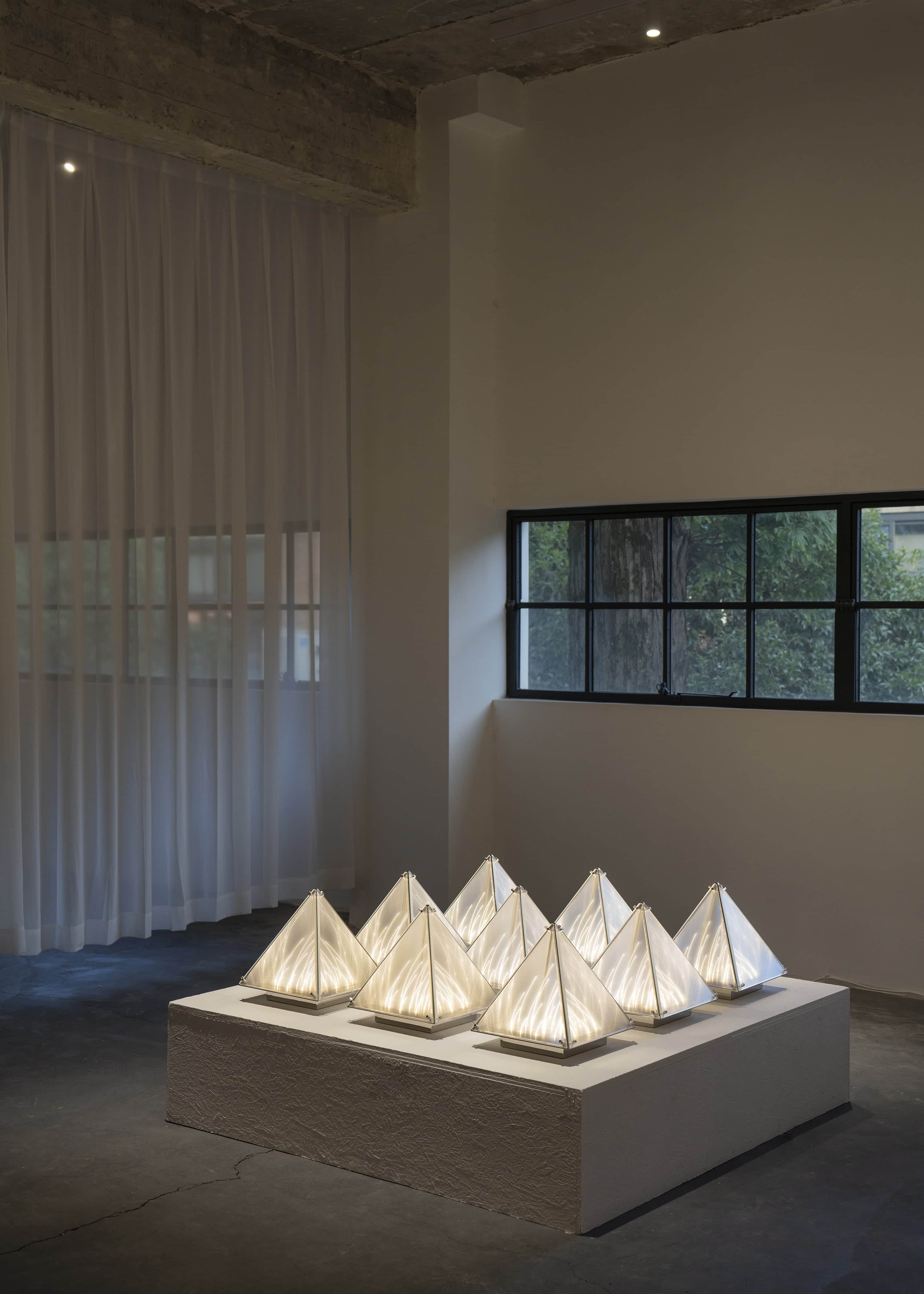 Fragment #04 Table Lamp