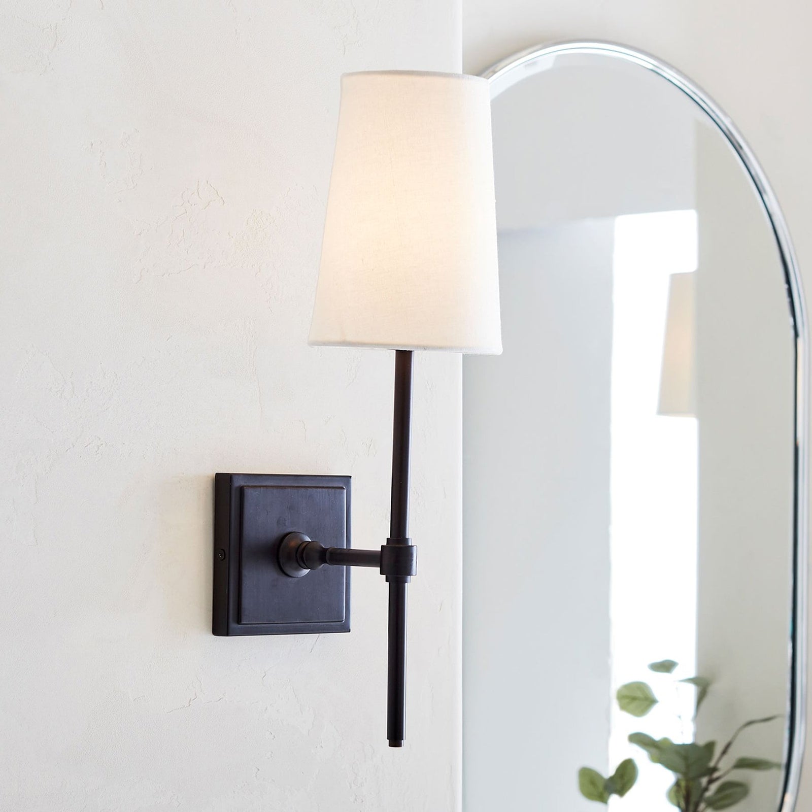 Gauwain Wall Sconce