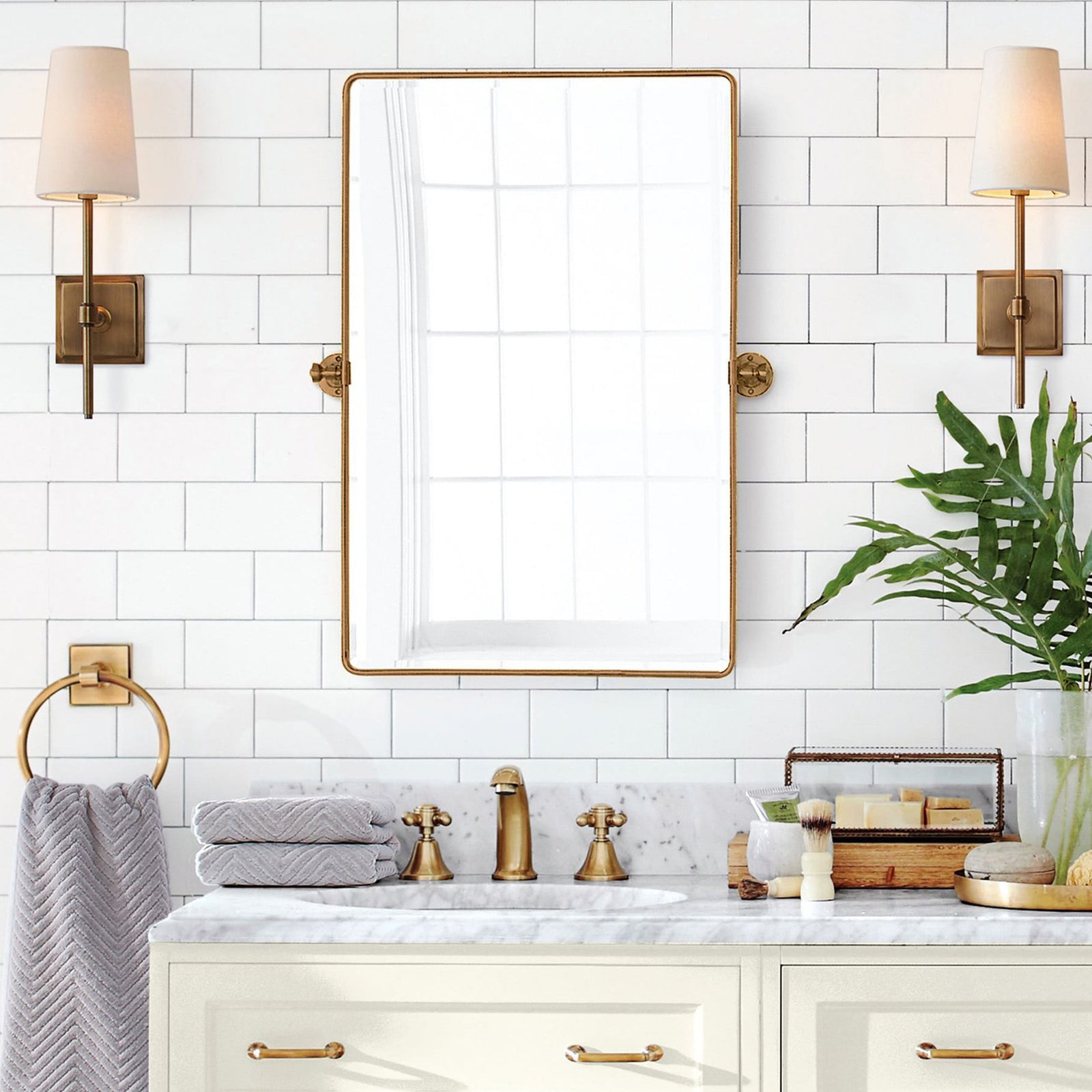 Gauwain Wall Sconce