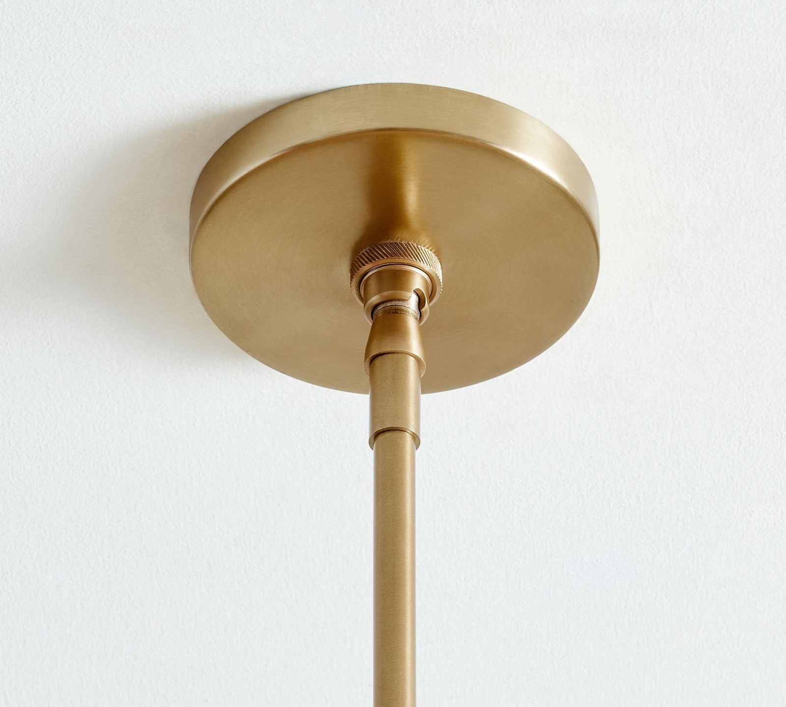 Gia Chandelier