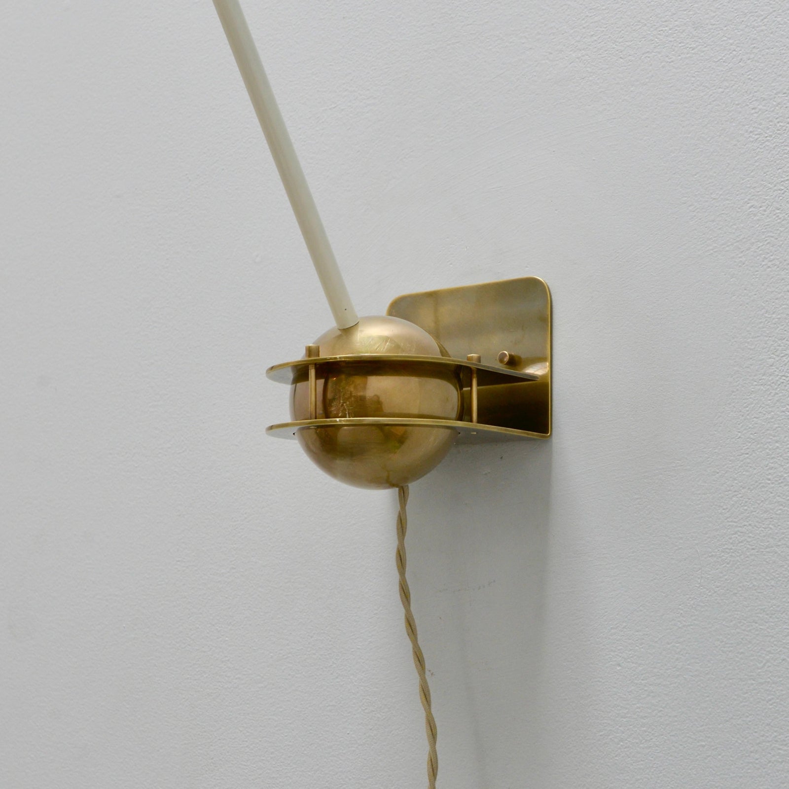 LU Sphere Wall Sconce