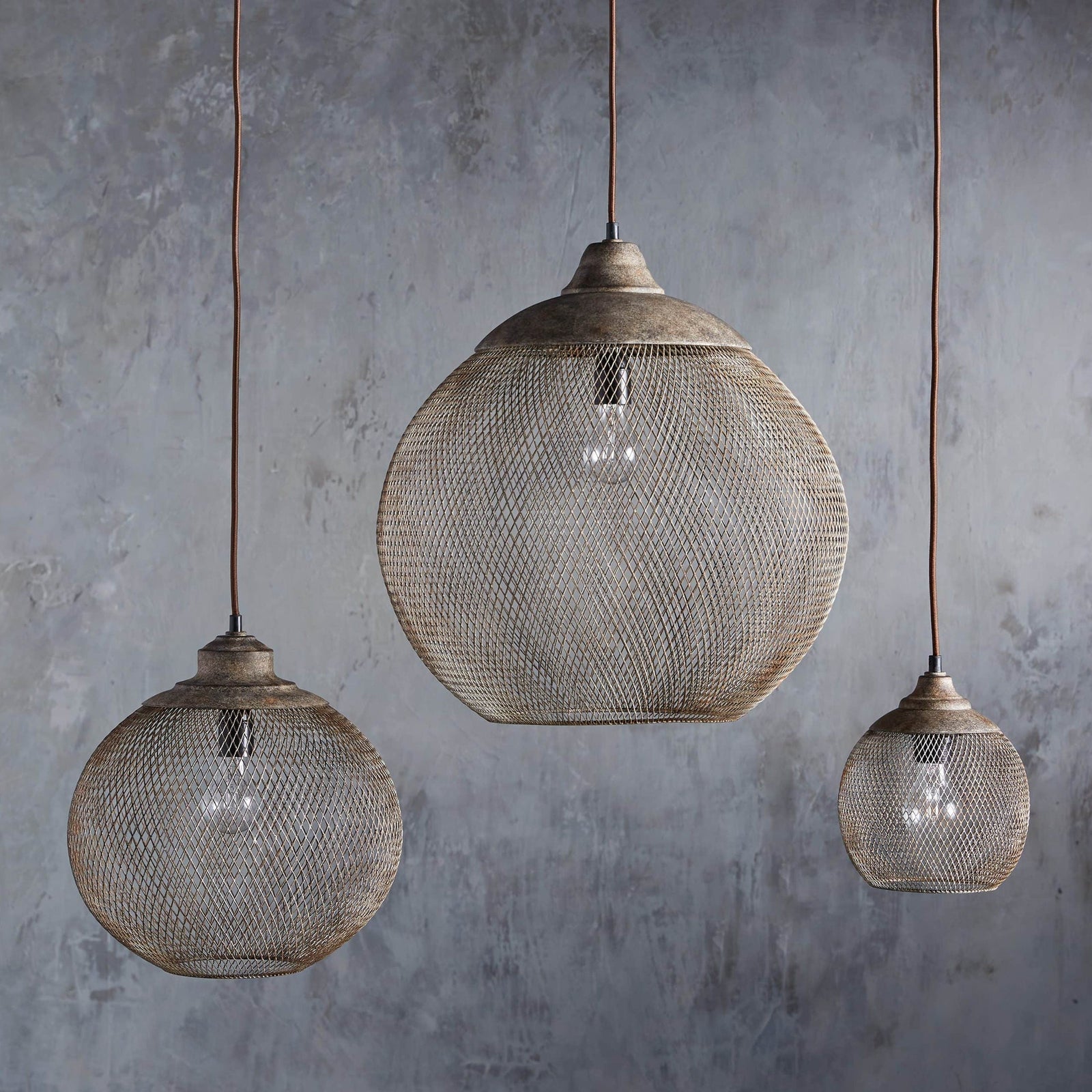 Lanister Mesh Pendant Light