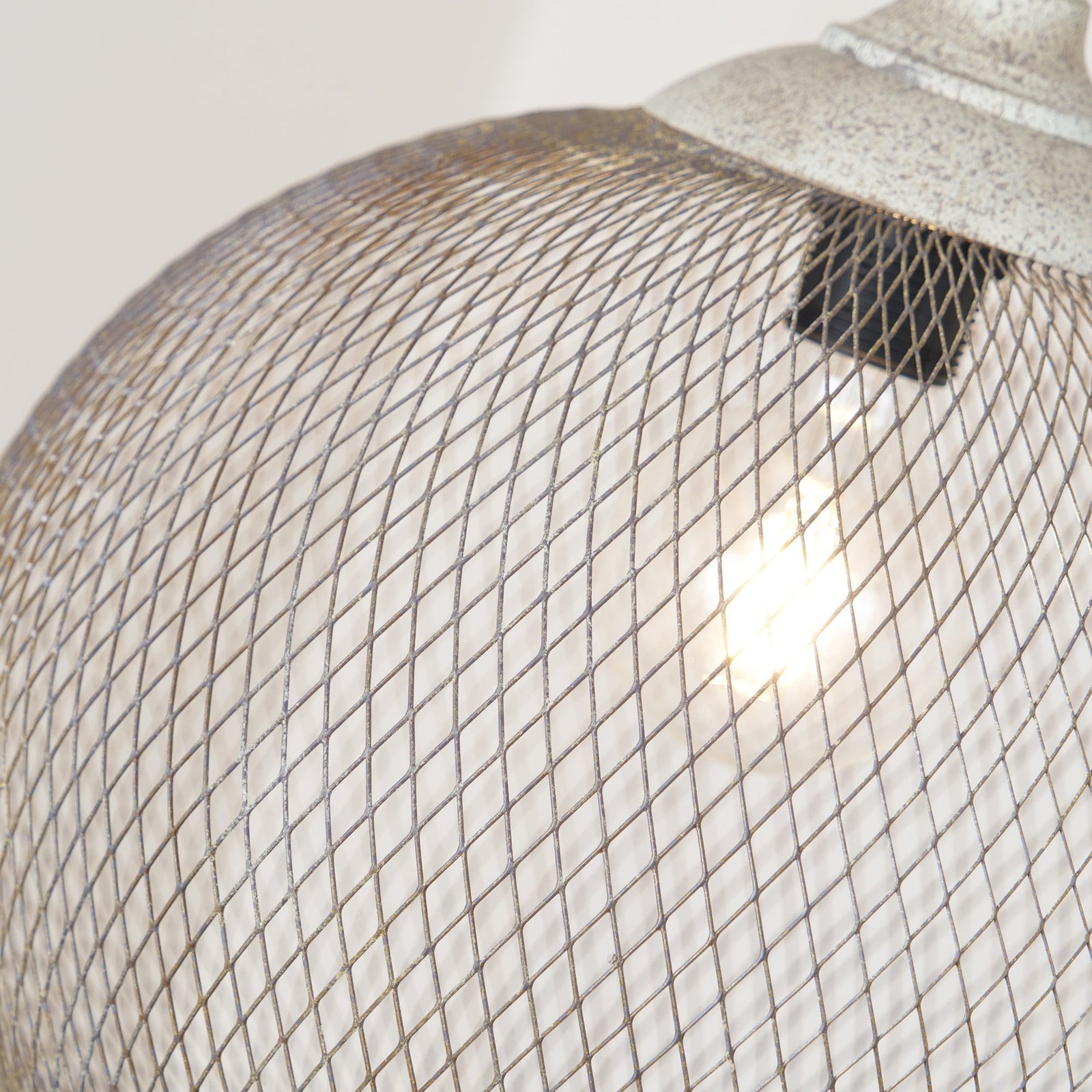 Lanister Mesh Pendant Light