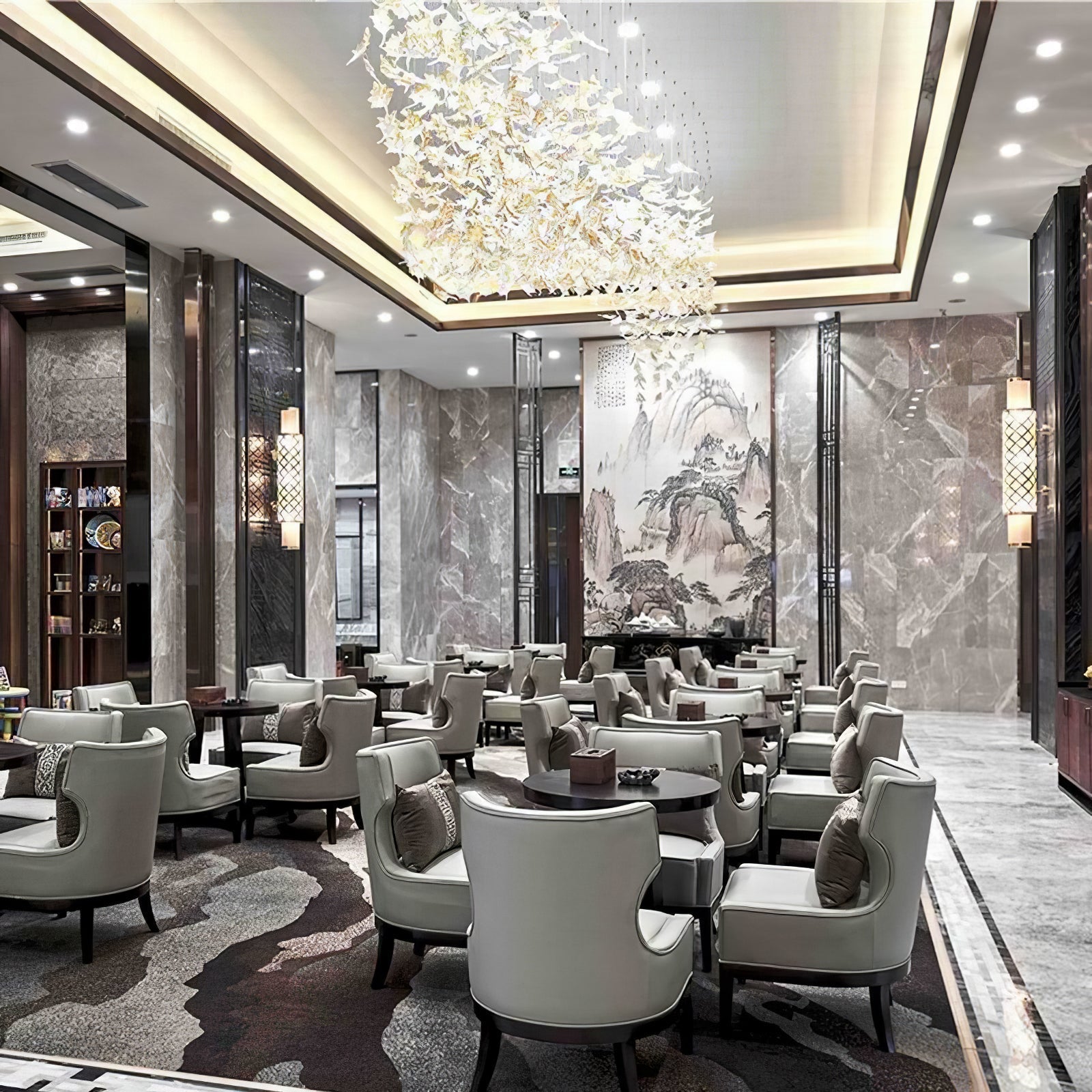Longiotti Crystal Chandelier
