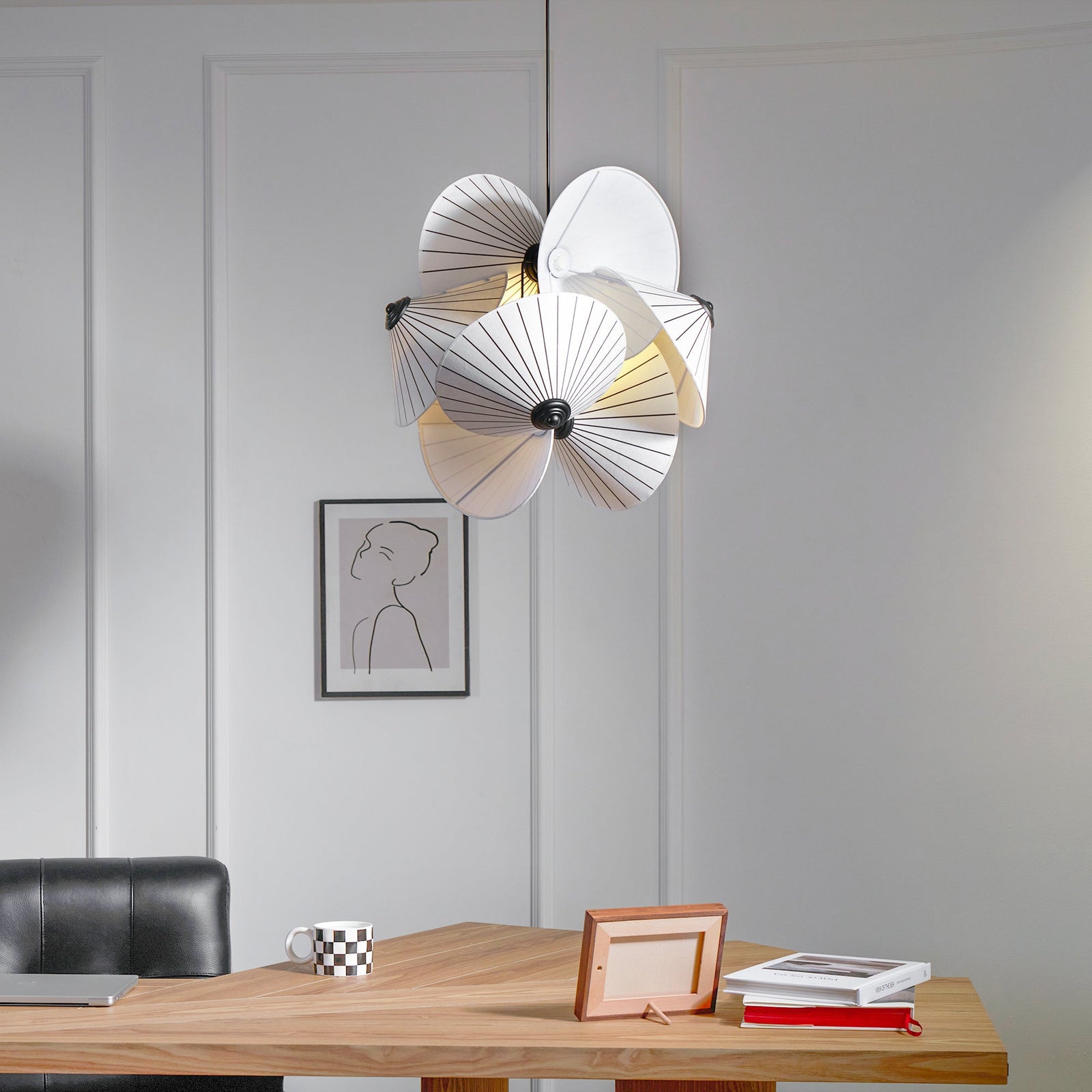 Serpentine Pendant Lamp
