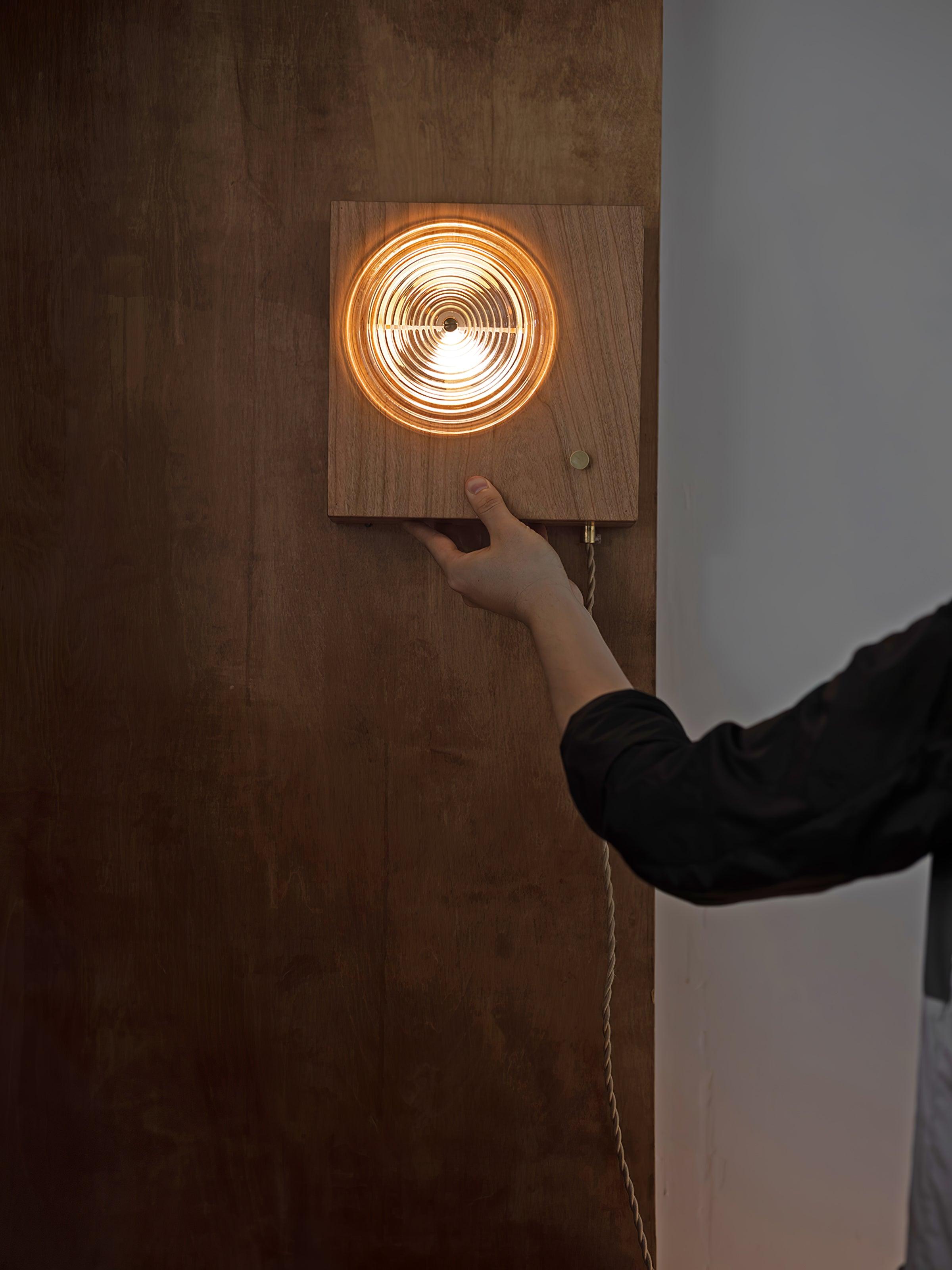 Dionna Sconce