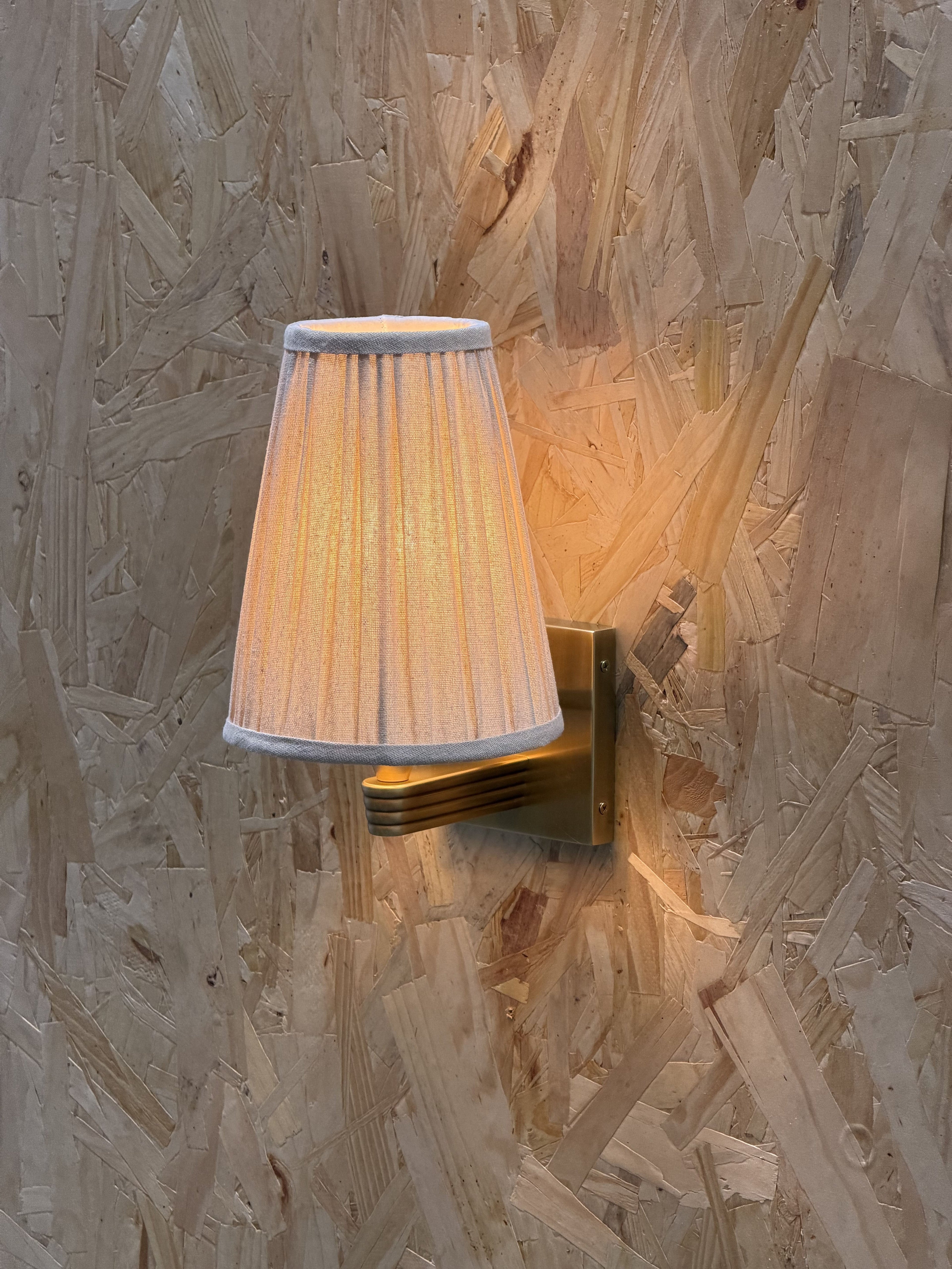 Viola Wall Sconce